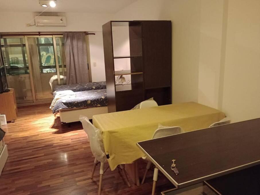 Agradable Departamento En Pleno Abasto- Anchorena *